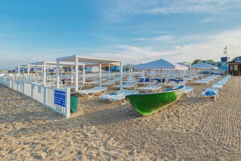 Пляж пансионата «Славянка»