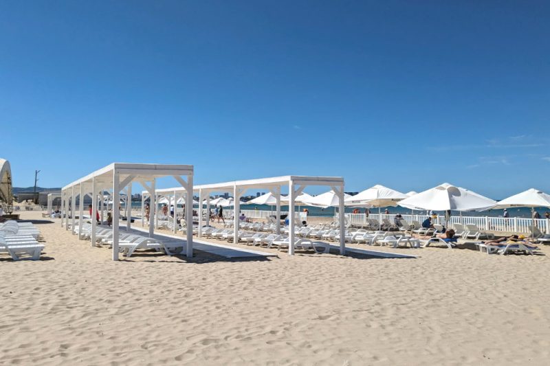 Пляж «Аквамарин»