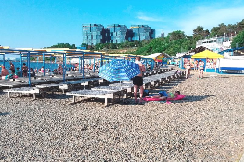 Пляж пансионата «Высокий берег»