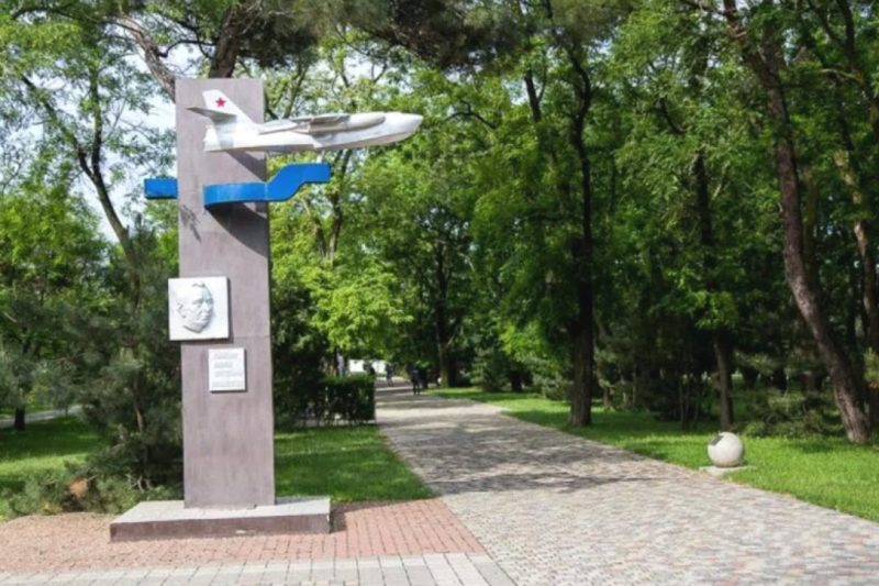 Памятник Андрею Корытину