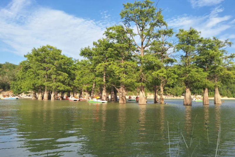 Кипарисовое Озеро